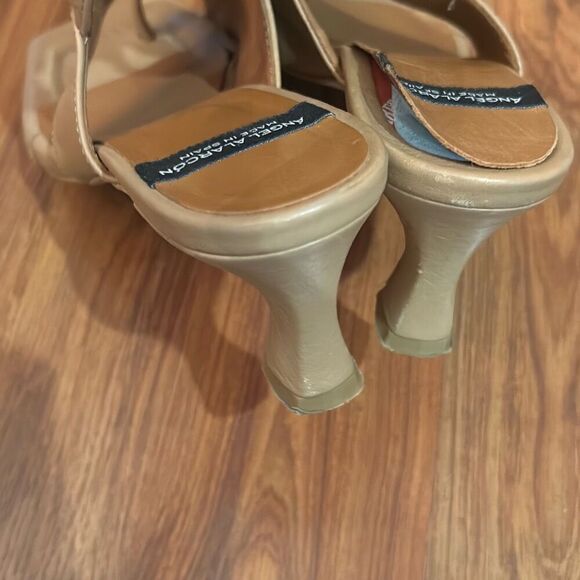Angel Alarcon Anthropologie tan leather made in Spain low heels size 40 - Picture 5 of 6